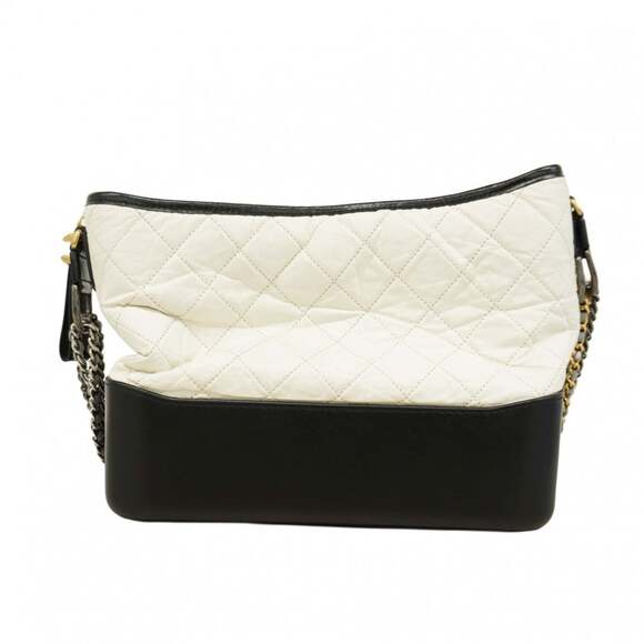 CHANEL Black Leather Shoulder Bag - Picture 12 of 12